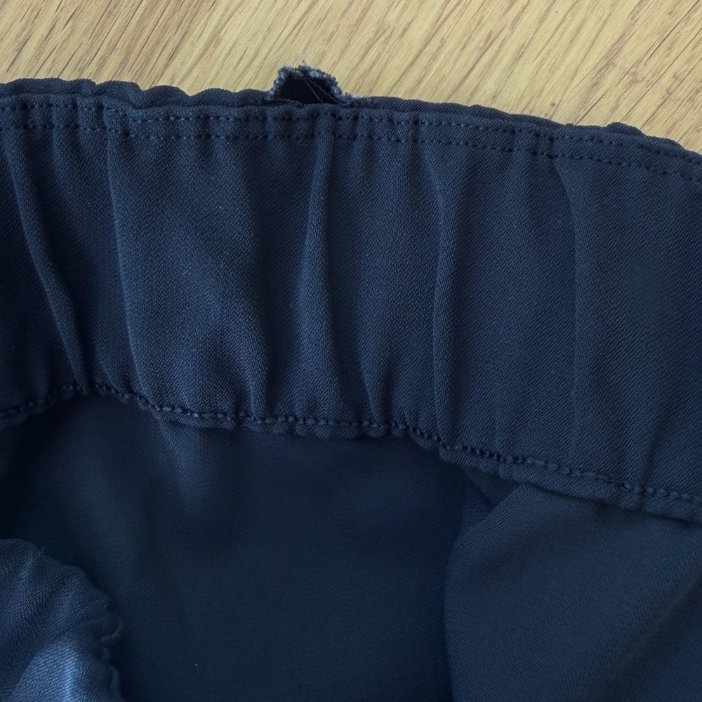LULULEMON On the Fly 7/8 Pant Woven Black Size 4 LW5BPMS - Picture 9 of 10